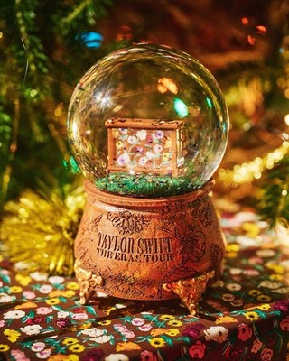 VORABVERKAUF Taylor Swift The Eras Tour  Acoustic Piano Snow Globe Schneekugel