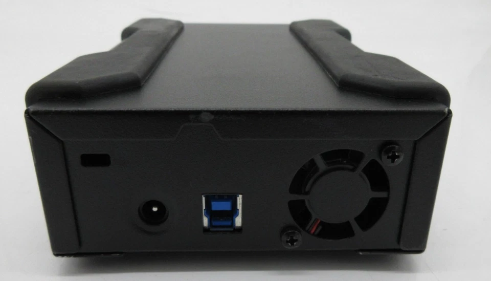 Tandberg Data RDX Quickstor USB3+ Drive RMN-D-02-14 - Image 2 of 3