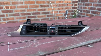 12-17Audi A6 Front Center Dash Panel Air Vent WHazard Switch OEM 4G1.820.951G6PS