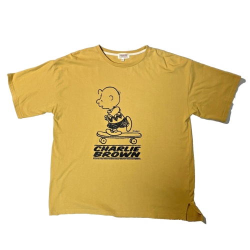 Peanuts Charlie Brown T-Shirt Size L Yellow Bought in Japan Cute Free Shipping - Picture 1 of 8