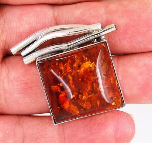 VINTAGE EUROPEAN STERLING SILVER SQUARE AMBER BROOCH PIN