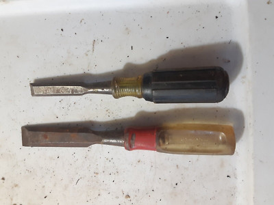 lot of 2 Vintage Chisels, 1 Stanley (yellow one), ~7'' Lg, plastic handles