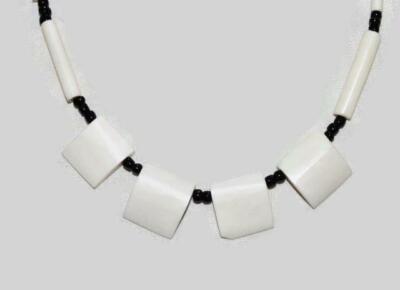 African Beaded Maasai Masai Bos Taurus Africanus Bone Necklace Pendant -Kenya 17