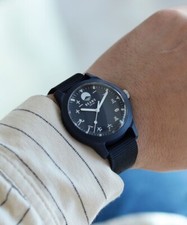 Beams Japan Wristwatch "UNISEX" Original Kanji numerals indigo blue NEW
