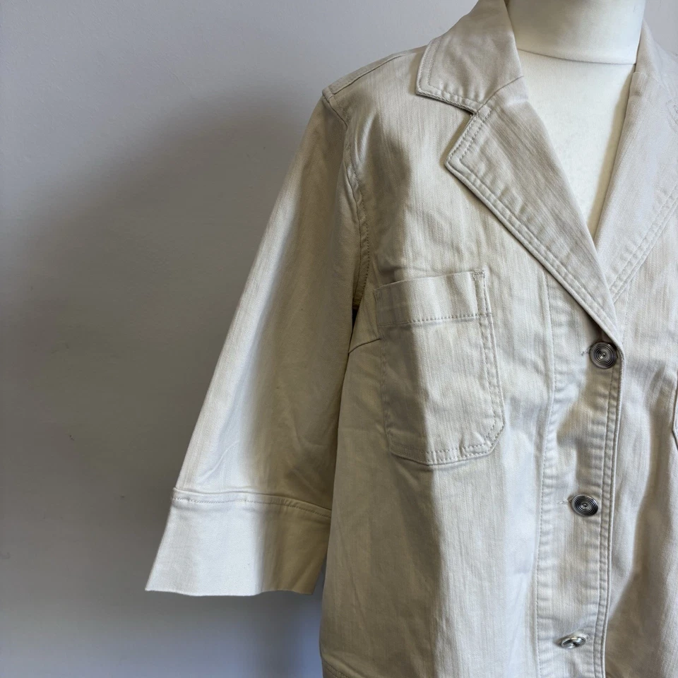 Chaqueta Marla Wynne Denim Plisada Espalda Talla Grande Crema Cuadrada Mangas 3/4 Nueva £90 Foto 2 de 4