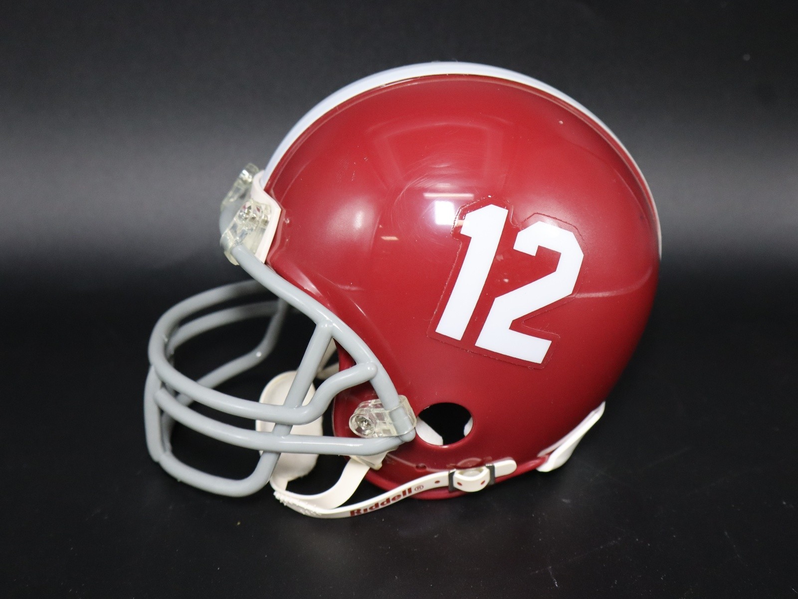 Derrick Henry Autographed Signed Alabama Mini Helmet Autograph Auto PSA/DNA 7A58529 