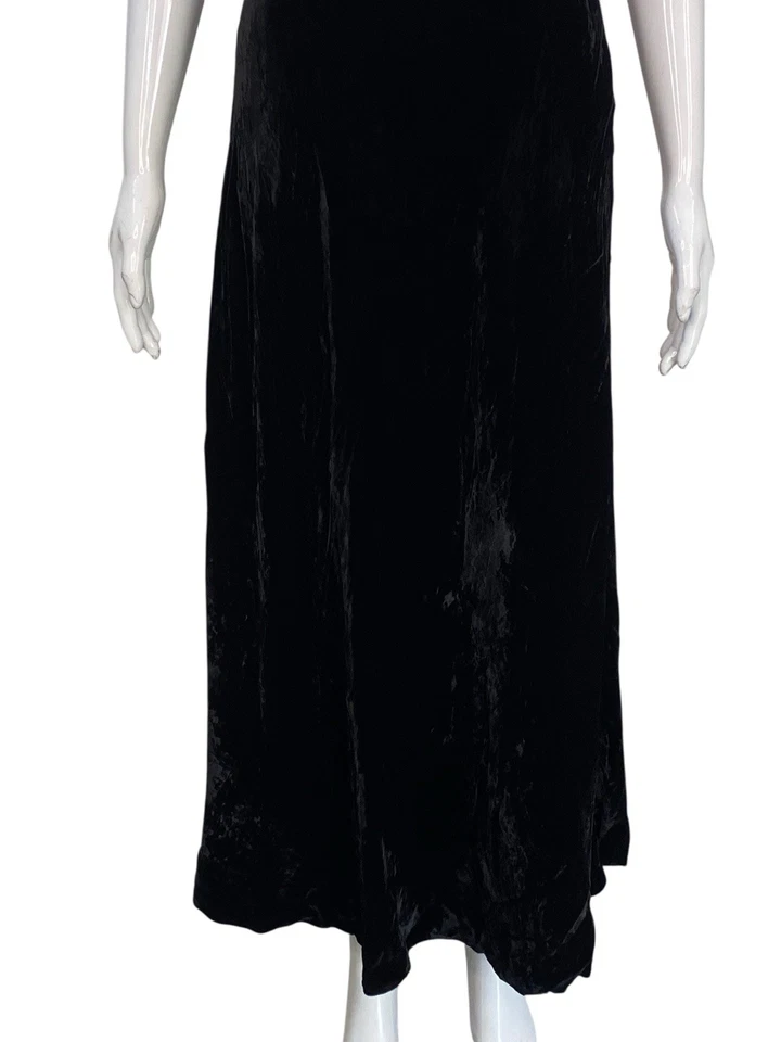 Maxi Vestido Largo Doen Para Mujer Estampado Floral Terciopelo Negro Plisado Talla XS Foto 4 de 4