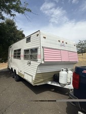 1972 Shasta Strato-Flite 22’ Vintage Travel Trailer Classic Camper