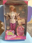 VINTAGE 1996 PET DOCTOR BARBIE DOLL IN ORIGINAL BOX SOUNDS WORKS W/ DOG + CAT