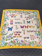 GUCCI Buttefly Silk Scarf Floral Botanical Square 34x34 Vintage Rare Hand Rolled