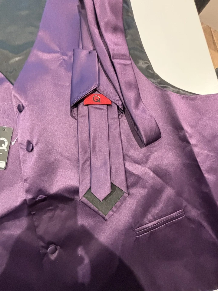 Brand Q Vest Mens Size 5XL Purple Solid Black Dress Tux Plus Tie CV - Image 4 of 4