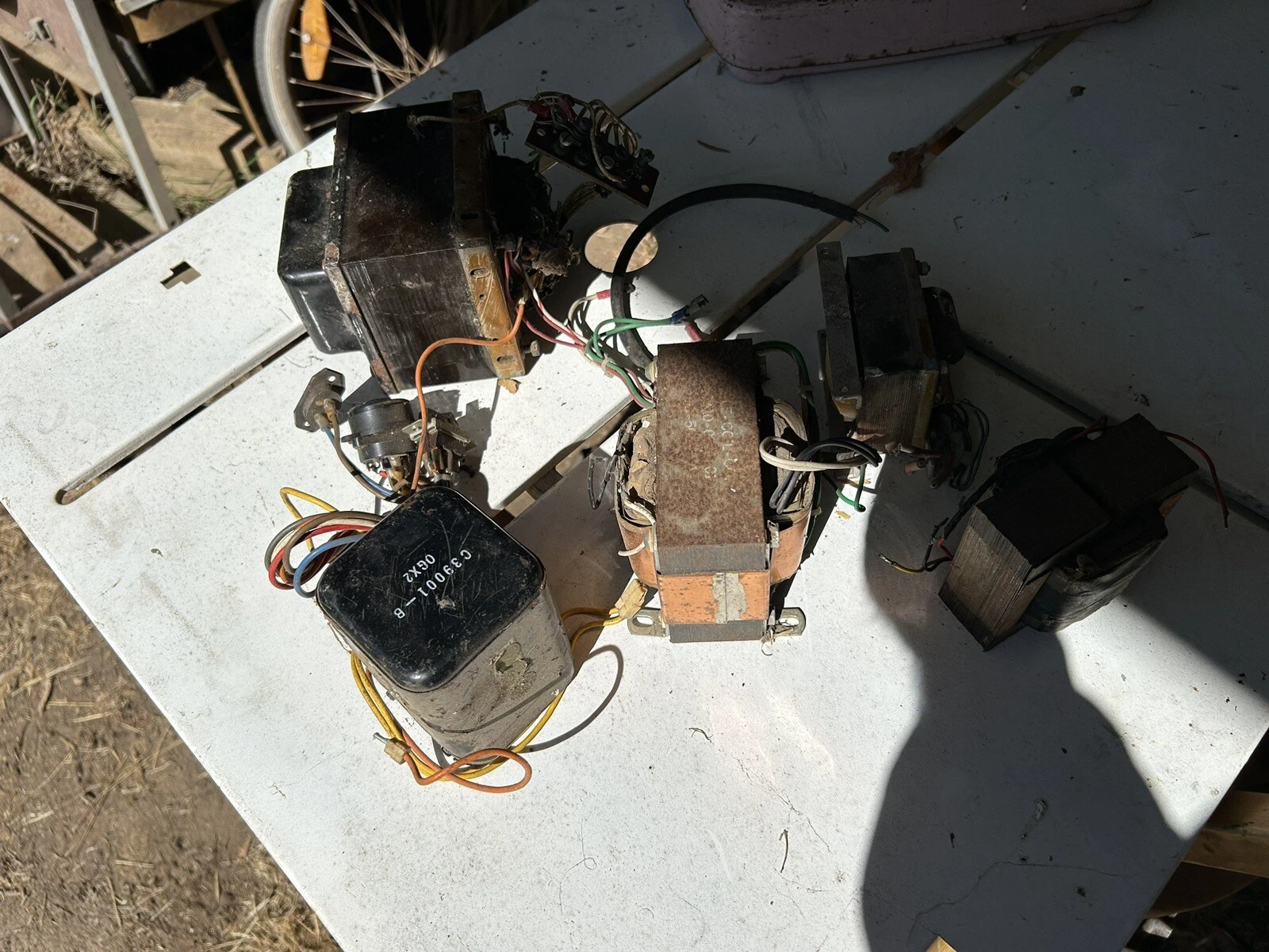 Picture 1 of 2