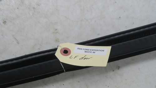 Ford Expedition 2018-2021 OEM puerta delantera izquierda ventana fieltro moldura - Imagen 9 de 9
