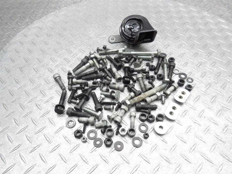 Lote de herrajes Victory Classic Cruiser V92 2003 99-03 tuercas pernos tornillos bocina OEM Foto 2 de 4