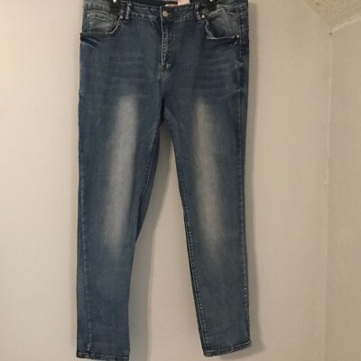 Sweet Look Women s Size 20 Stretch Mid Rise Skinny Lifting Jeans Blue Wash