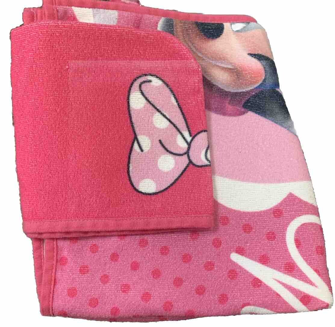 Disney Wrap Around Towel/ Robe With Hood 43x52 100% Polyester Girls Jay Franco