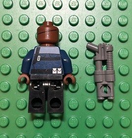 LEGO Nick Fury Minifigure sh0056 Marvel Super Heroes 76004