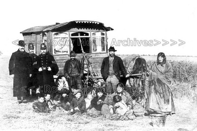 pyy-3 Macedonian Gipsies, Caravan & Policemen, Royston, Hertfordshire. Photo