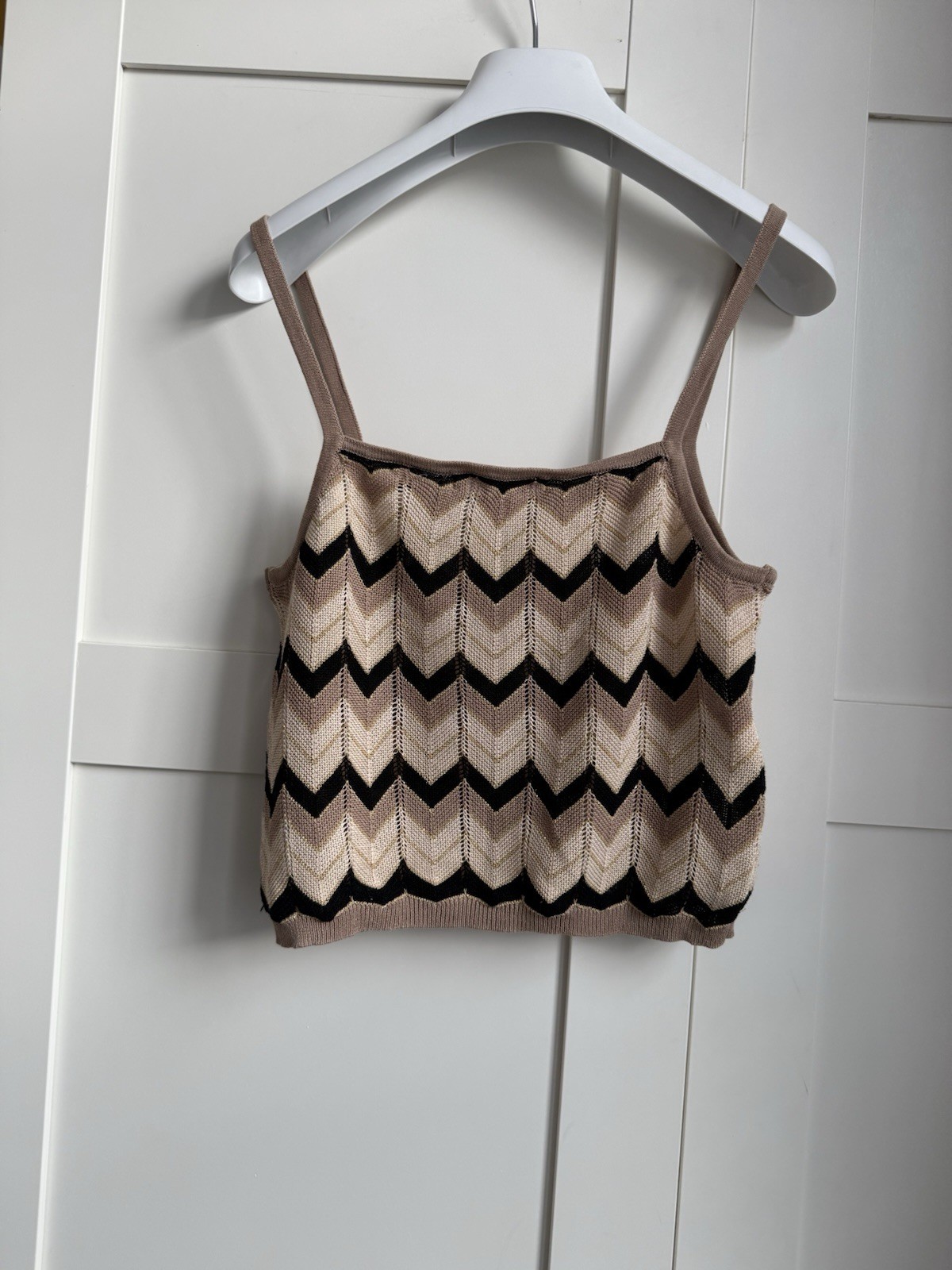 Mango Amazing Cropped Top Size Small Knitted Shinny Sold Out image 4