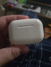 apple airpod pro 1st generation charging case