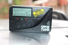 Qwik Tune Chromatic Guitar & Bass Tuner Automatic Tuner TESTED