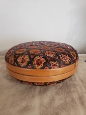 Vtg  Woven Wicker Sewing Basket  w/Cover 7.5" W x 3" H  STARS