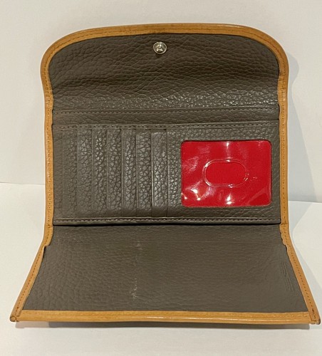 DOONEY & BOURKE Pebble Grain Continental Clutch Wallet TRI-FOLD Brown w/tan - Picture 3 of 14