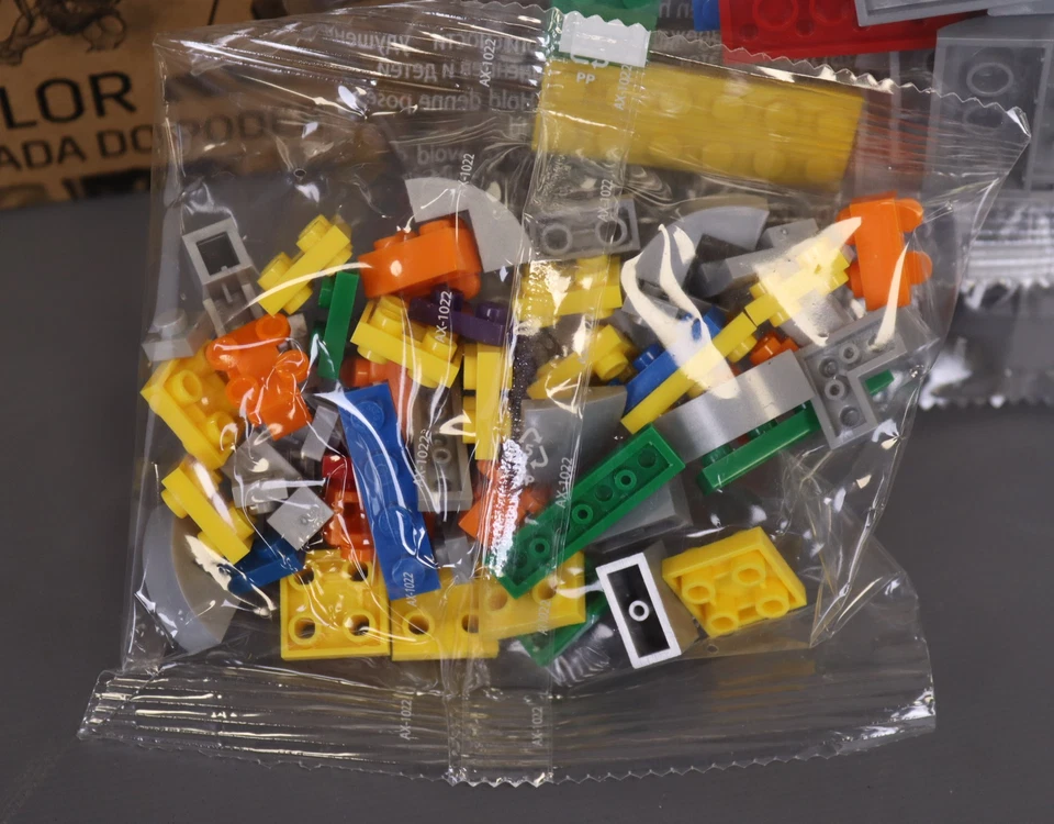 MEGA Masters of The Universe Building Toys Set, Power Sword with 805 Pieces - Image 2 of 4