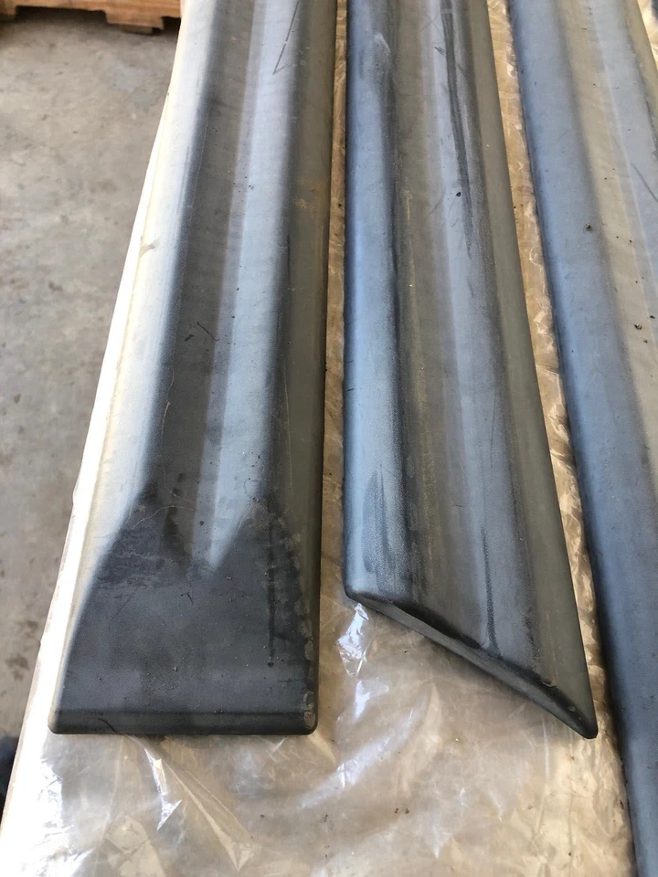 Juego completo de molduras de puerta delantera y trasera Suzuki Grand Vitara 1999-2004 OEM Foto 4 de 4