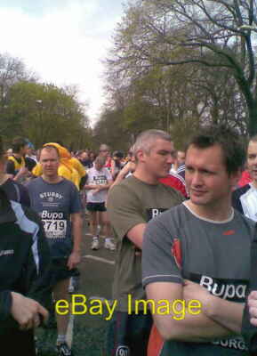 Foto 6x4 Startlinie Edinburgh BUPA 10K Rennen 2008 wegen der Straße wo c2008