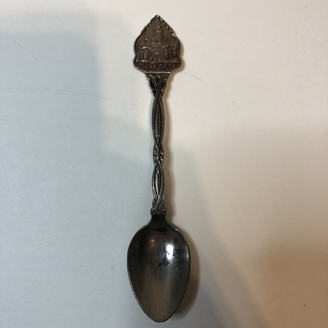 Disneyland Collectible Spoon, 1982, Walt Disney Productions, Vintage eBay