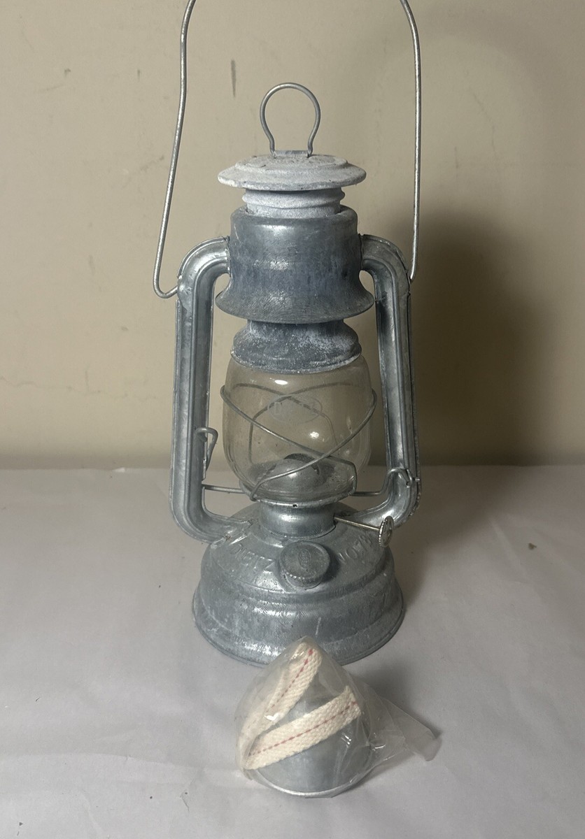 LANTERN LAMP DIETZ NO. 78 Galvanized Steel w/Wick & Funnel LANTERN LAMP DIETZ NO. 78 Galvanized Steel w/Wick & Funnel