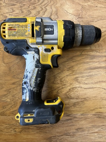 DEWALT DCD999 HAMMER DRILL TOOL ONLY 9/7/999