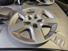 Wheel Cover HubCap 17" 5 Spoke Painted LS Fits 08-12 MALIBU 2478599