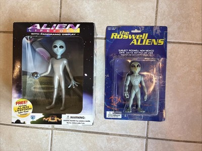 2 VTG Alien Figures-1995Life Form Panoramic Display Shadowbox+1996 Roswell Alien