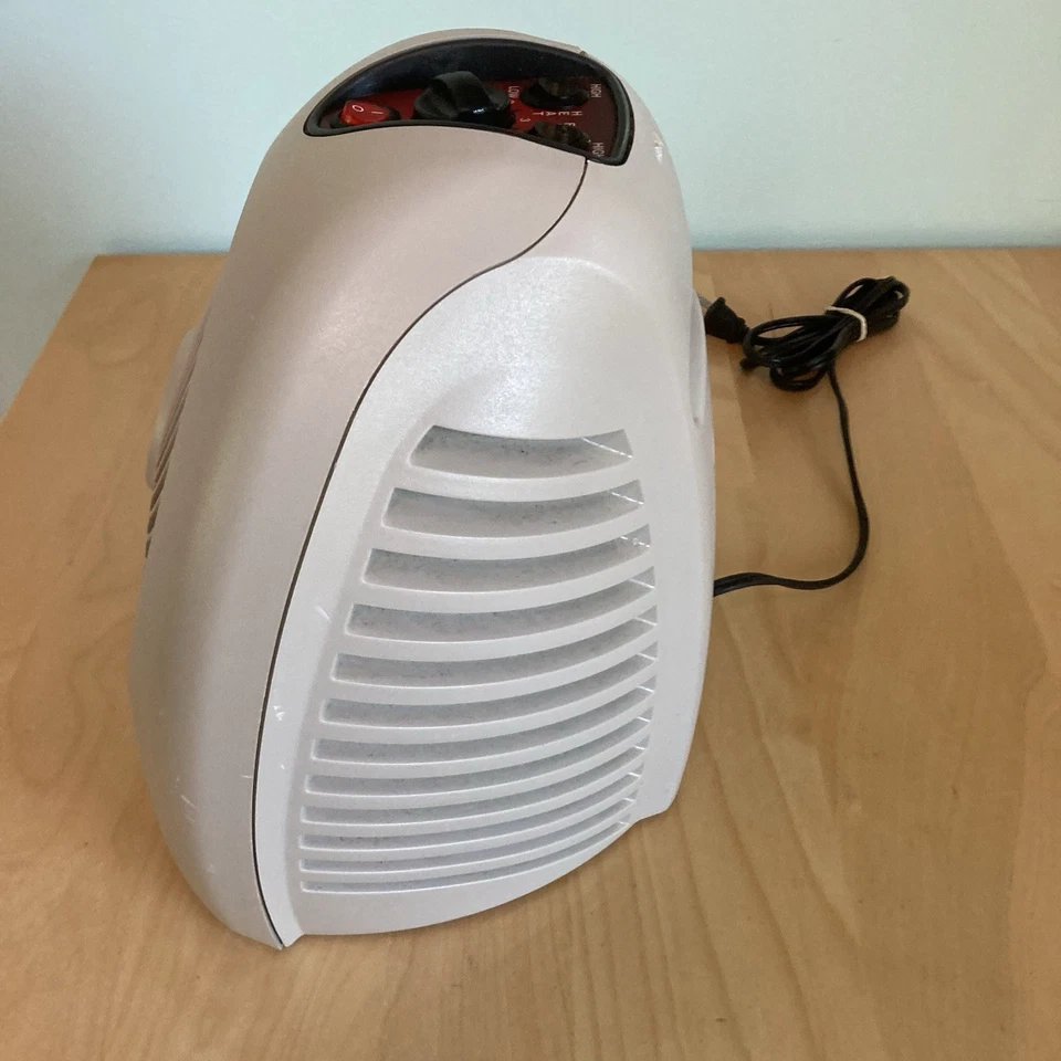 Vornado VH2 calentador de espacio para toda la habitación - ropa de cama Foto 4 de 4