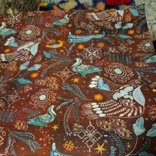 LOVELY  TABLE RUNNER CHRISTMAS THEMED FROM ASHMOLEUM MUSEUM UNUSED