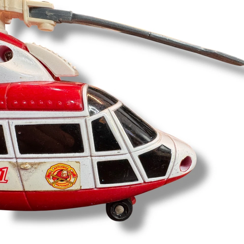 Matchbox Rescue Helicopter 21 Red White Lights Sounds Hook Toy Vintage 2000s - Image 3 of 4