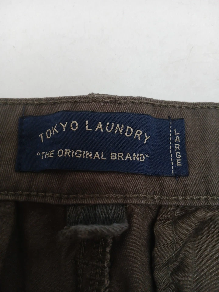 Mens size Large Tokyo laundry 100% Cotton Shorts Button Down Rear Pockets Leg 9" - Image 2 of 4