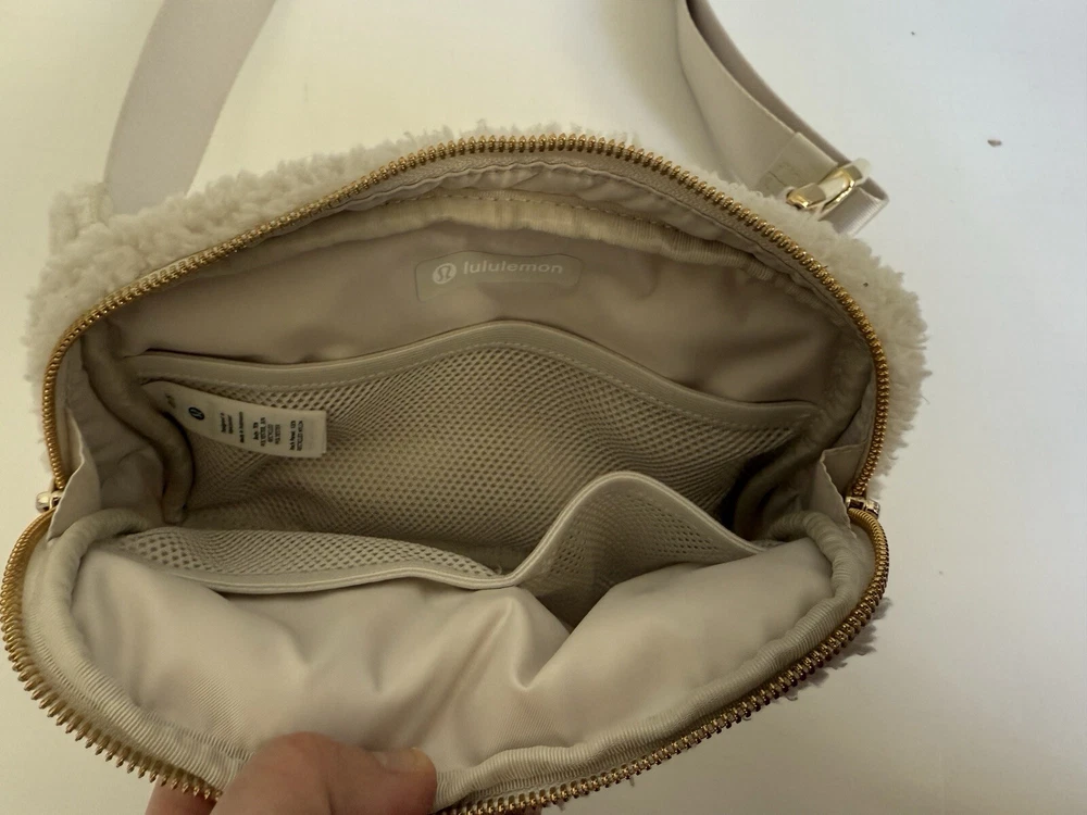 Lululemon Sherpa Cream Belt Bag with Gold Double Zippers New No Tag