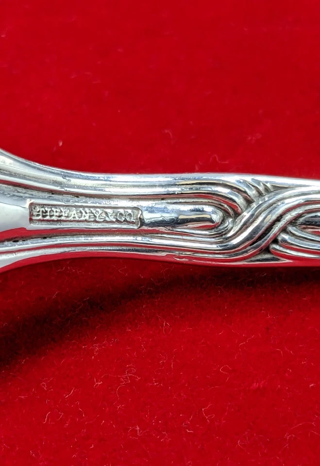 Antigua cuchara para servir Tiffany & Co. escoba de plata de ley 8 1/2" Foto 4 de 4