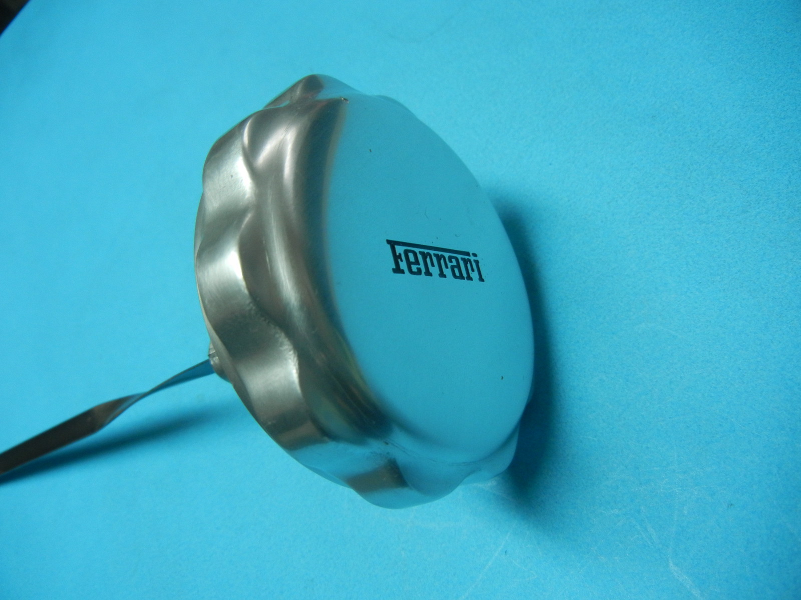 FERRARI 430 / F430 OIL DIPSTICK WITH FREE SHIPPING.