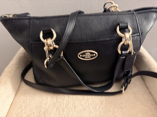 Authentic Perfect Condition Coach Leather Tote Handbag Purse 2020 One Owner
