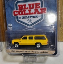 Greenlight Blue Collar  1987 Chevrolet Suburban K20 Custom Deluxe Yellow 