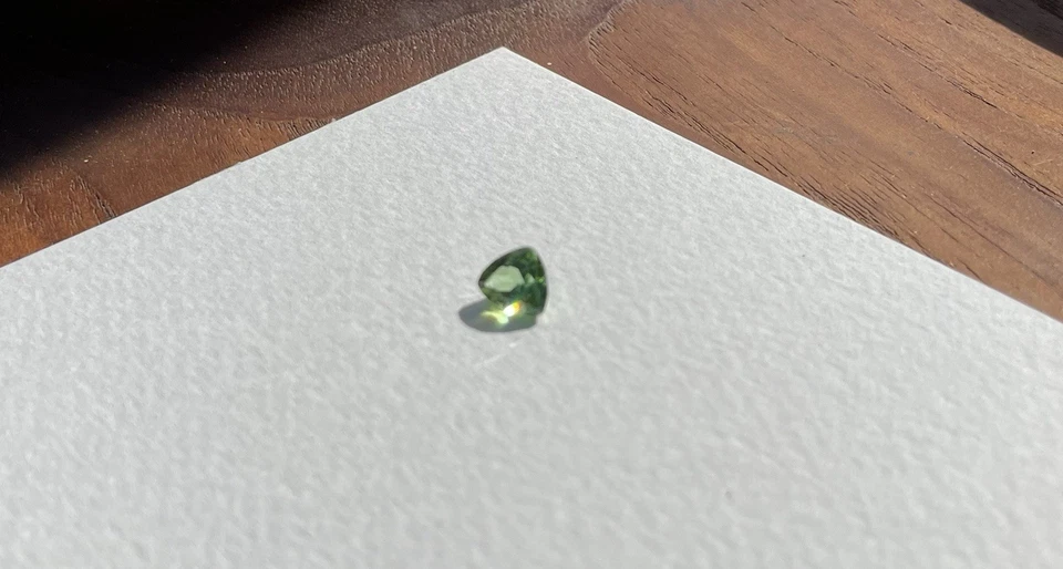 Faceted Green Maine Tourmaline Trillion Cut 1.7ct, 7x7x7mm - Image 4 of 4