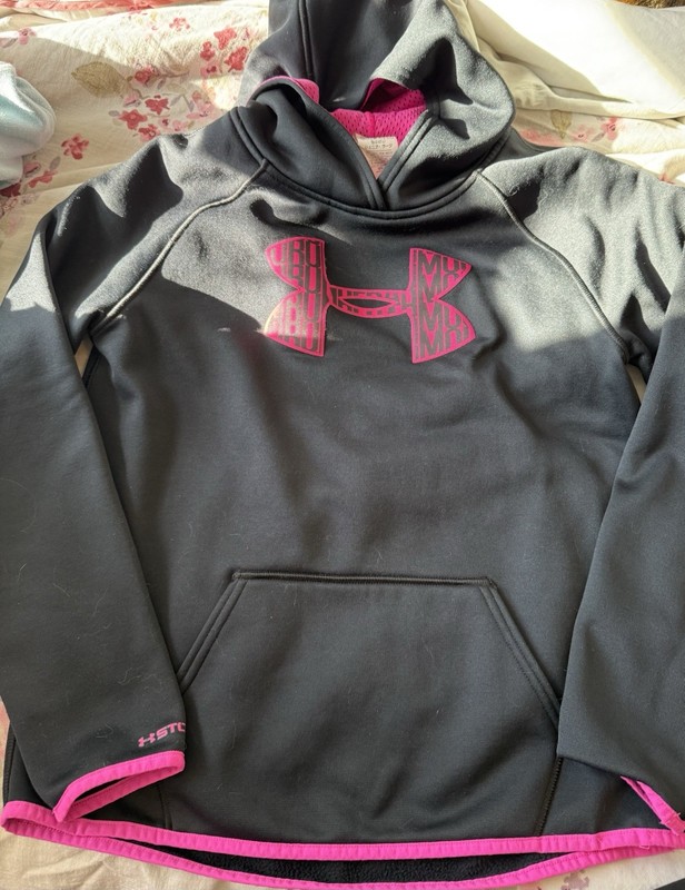 Under Armour Girls Hoodie Youth Size Large Gray Pink Storm Cold Gear Logo