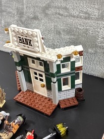 LEGO The Lone Ranger 79109 Colby City Showdown Set Bank And Mini Figures Only