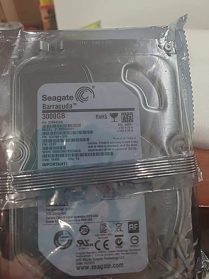 NIP Seagate Barracuda 3TB 7.2K RPM 3.5''SATA Internal HDD ST3000DM001 Hard Drive - Image 2 of 4