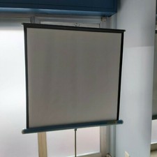schermo per proiettore pieghevole e portatile  1 mx 1m usato