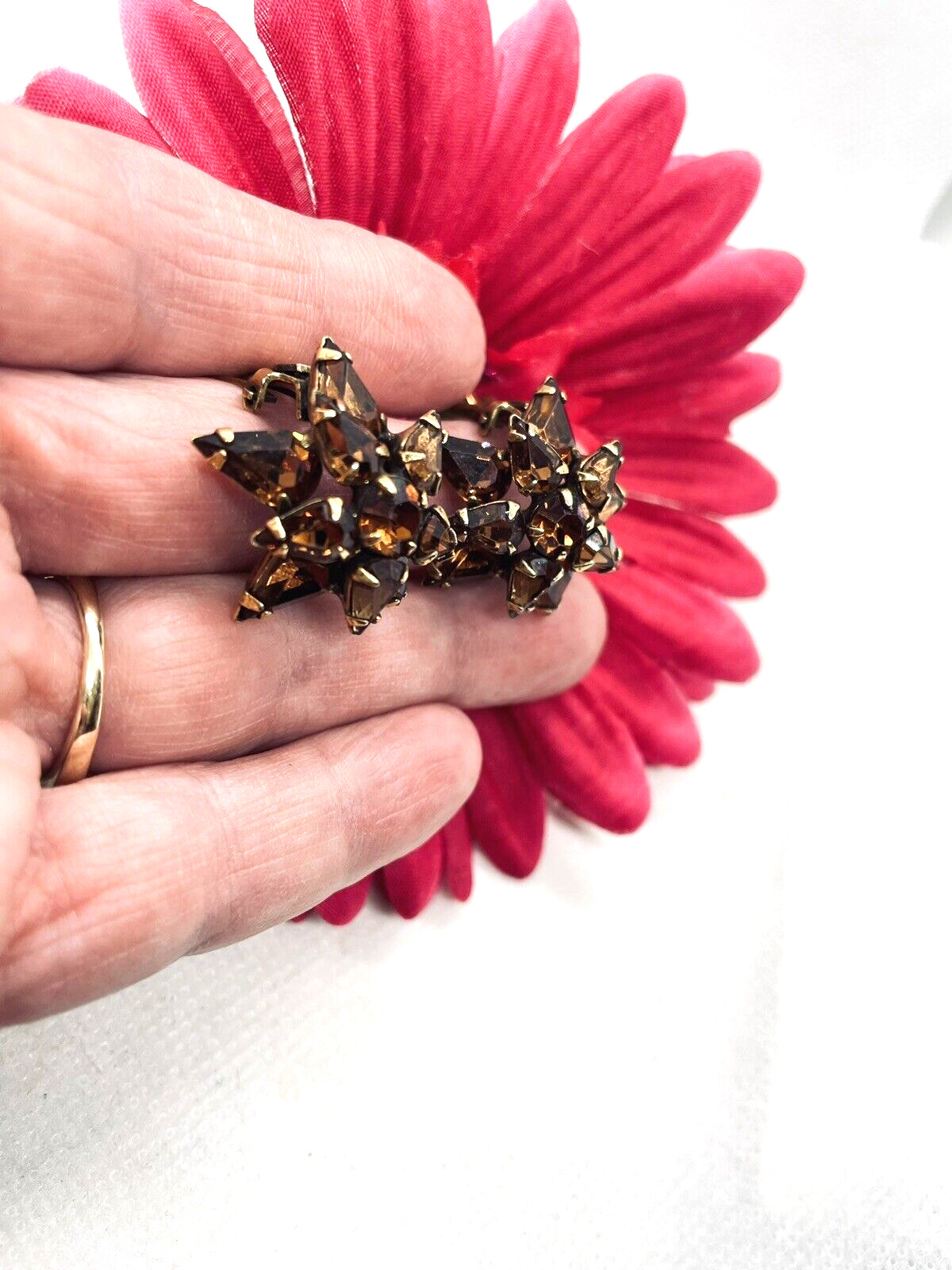 Adele Simpson Earrings Signed  Clip-on Estate Bro… - image 12